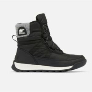 Sorel Black Women’s Lightweight Boots